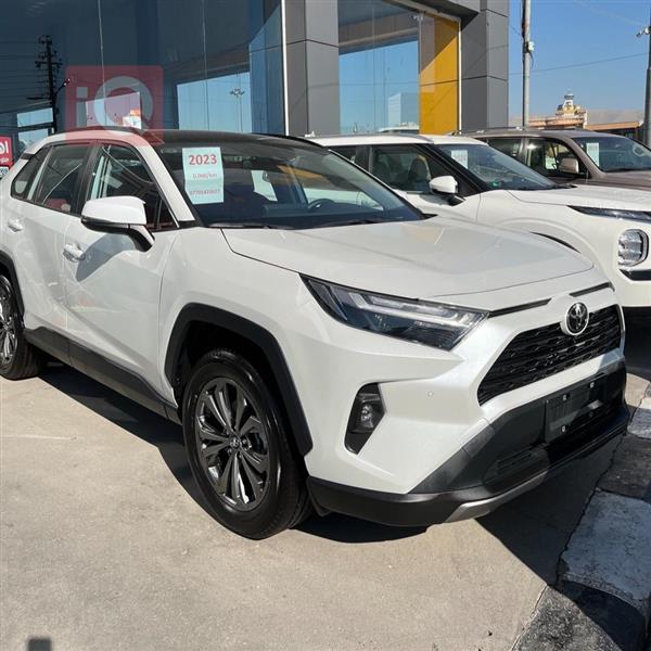 Toyota for sale in Iraq